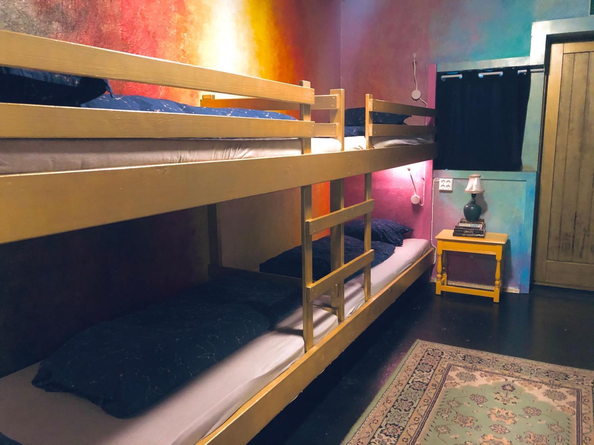 The Freezer Hostel & Culture Center Hellissandur Bilik gambar