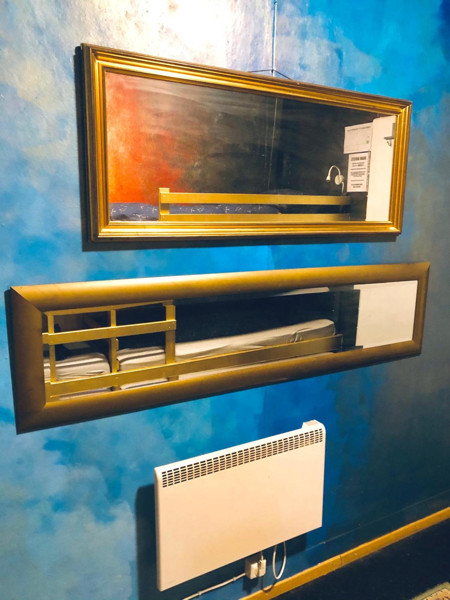 The Freezer Hostel & Culture Center Hellissandur Bilik gambar