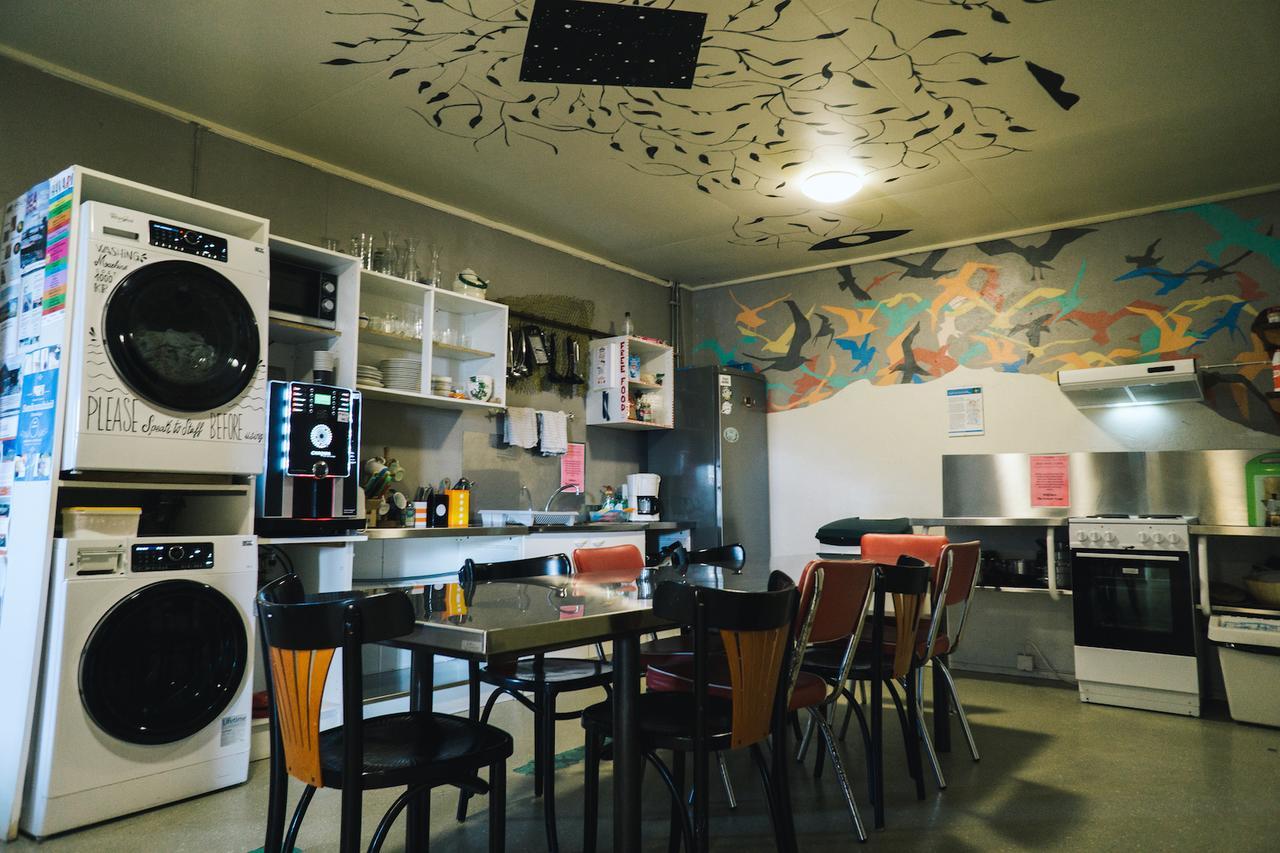 The Freezer Hostel & Culture Center Hellissandur Luaran gambar